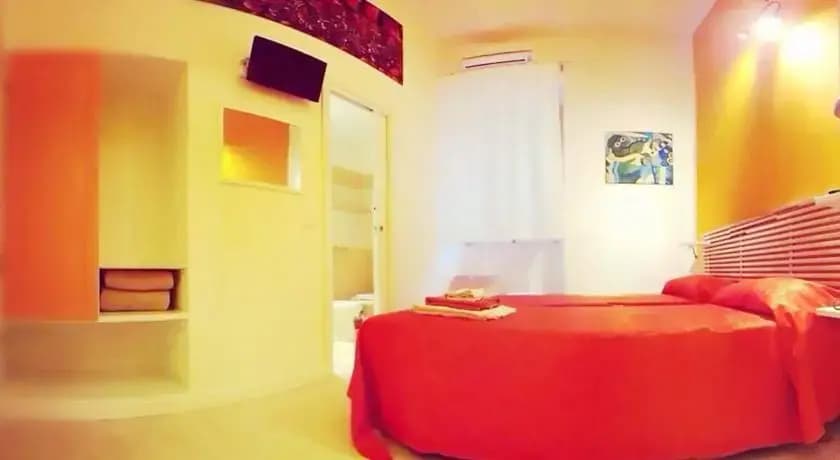S.2 - Rooms of Colors b&b - photo 2