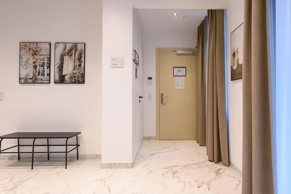 Limehome Vienna Karajangasse - photo 15