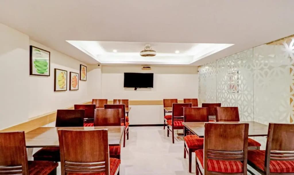 Treebo Galaxy Rooms - photo 14