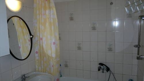 Hostel Westbahnhof - photo 3