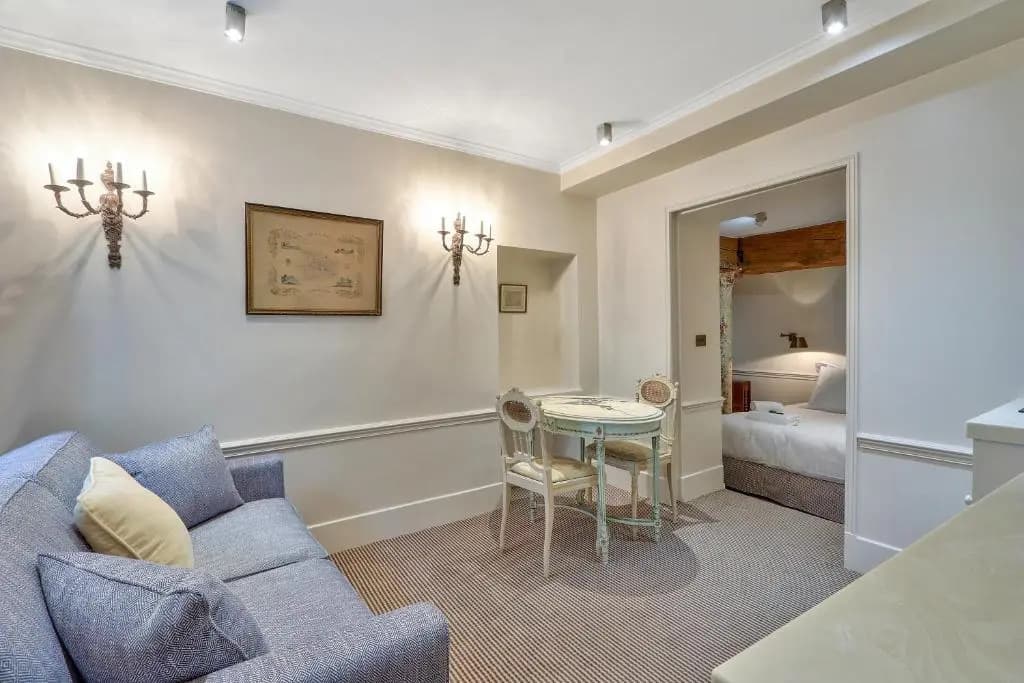 Pick A Flat's Apartments in Saint Germain - Paul-Louis Courier - main photo