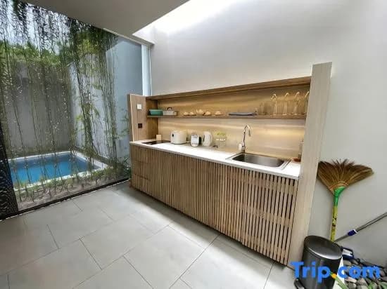 5 bed rooms, Private pool villa - photo 1