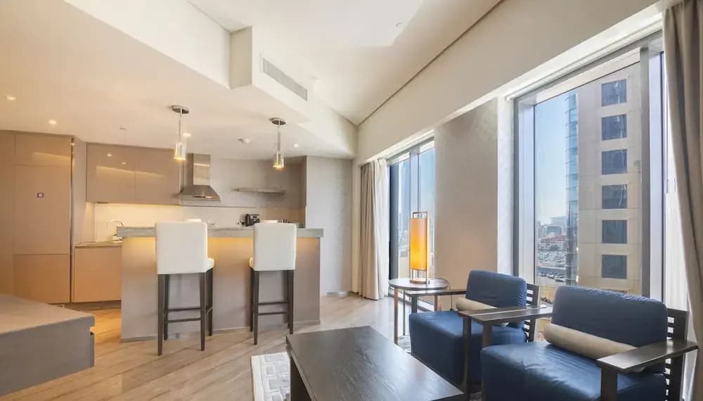Elegant 1BR Near Wafi Mall Central Dubai Stay - photo 4