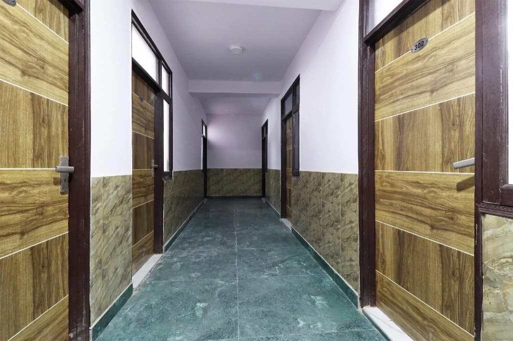 OYO 47524 Hotel Signature Village - photo 11