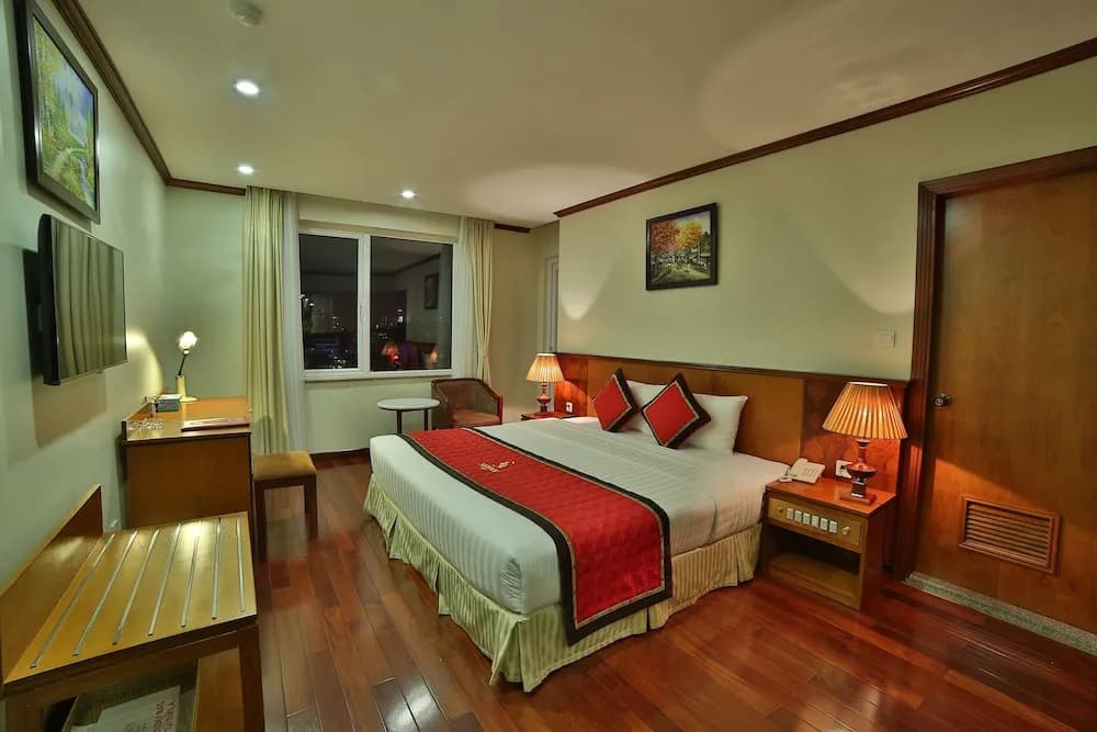 Sunny Hotel - photo 4