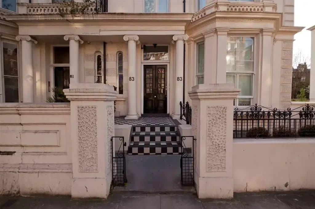 The Kensington Studios - photo 35