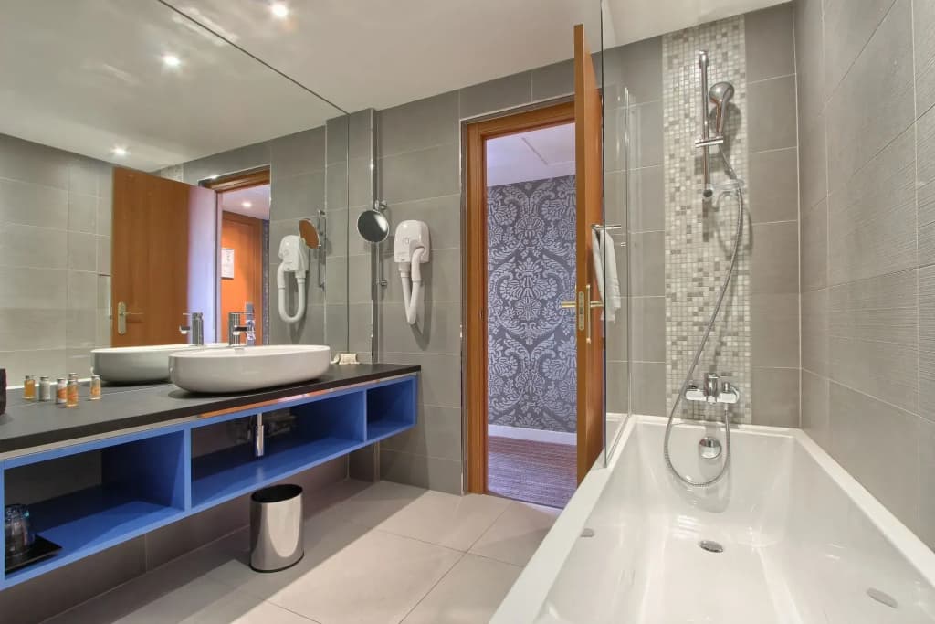 Timhotel Opera Blanche Fontaine - photo 24