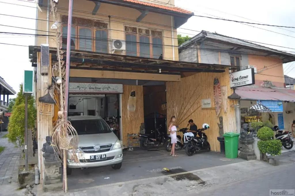 Gong Corner Guesthouse - photo 1
