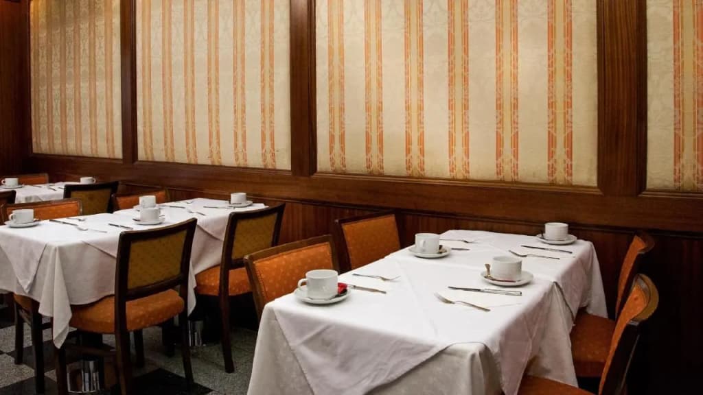 Hotel Metropole - photo 42