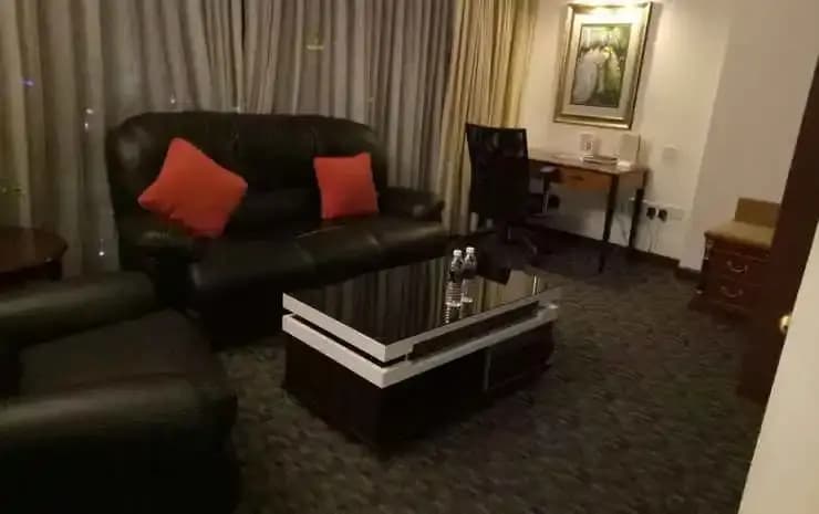 Luxy Service Suite @ Times Square - photo 22