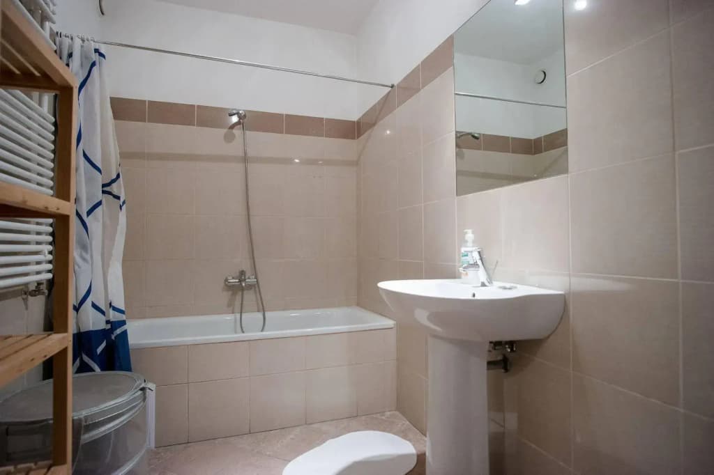 Budapest Heart Apartment - photo 9