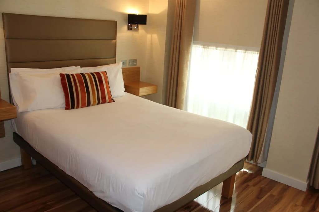 The Jade Hotel - main photo