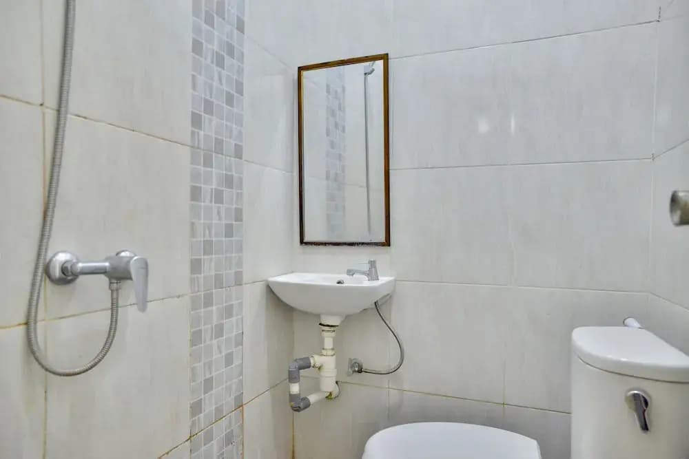 ZEN Rooms Basic near Kota Kasablanka - photo 7
