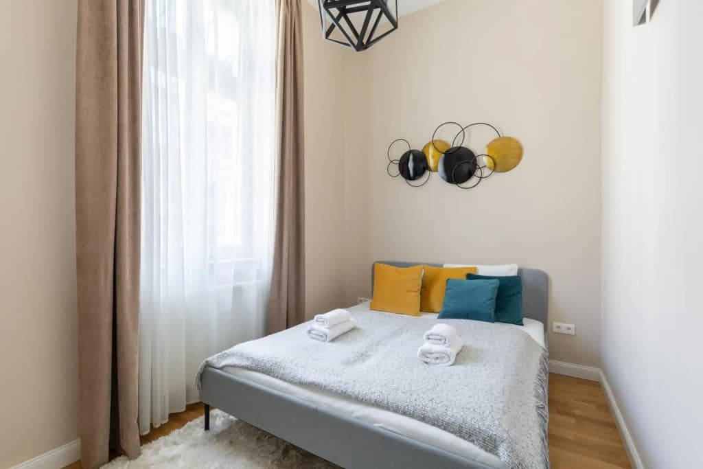 Lovely 2-bedroom apartment at the Vaci Street - photo 6