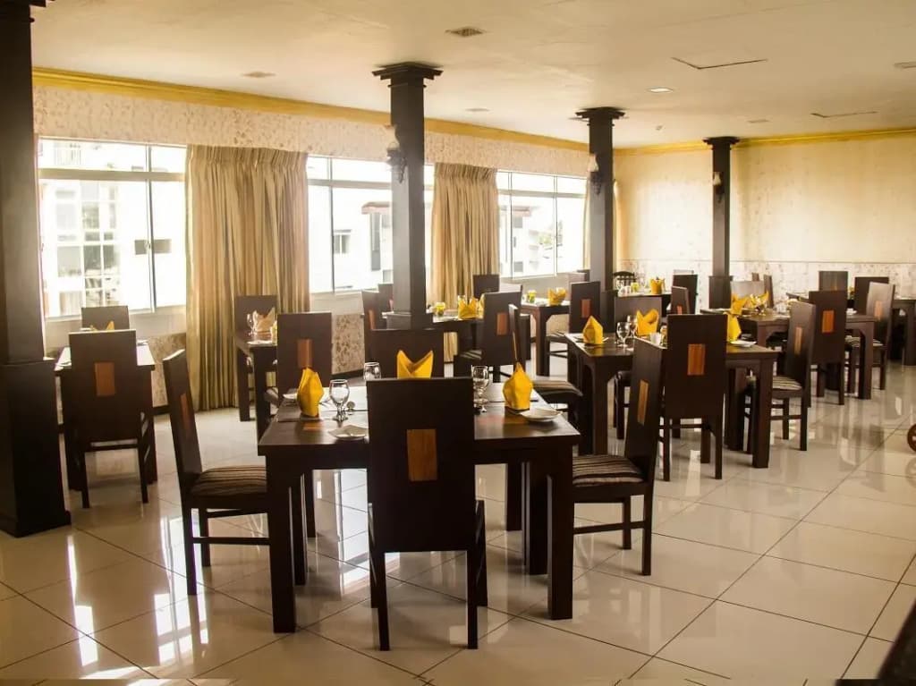 Ceylon City Hotel, Colombo - photo 18