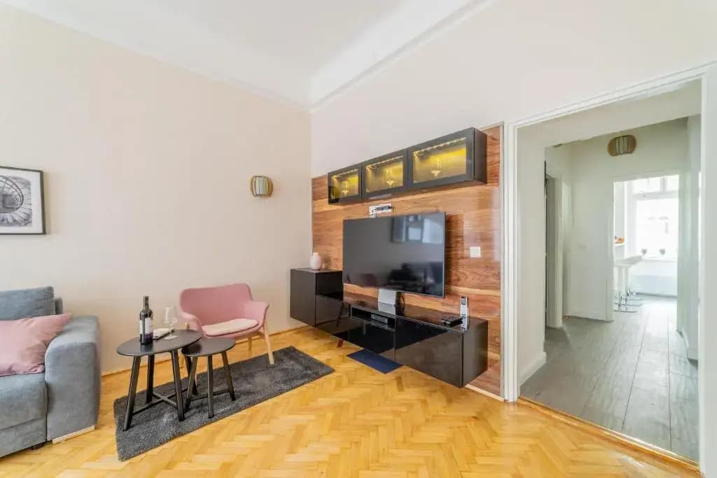 Rumbach Residence - main photo