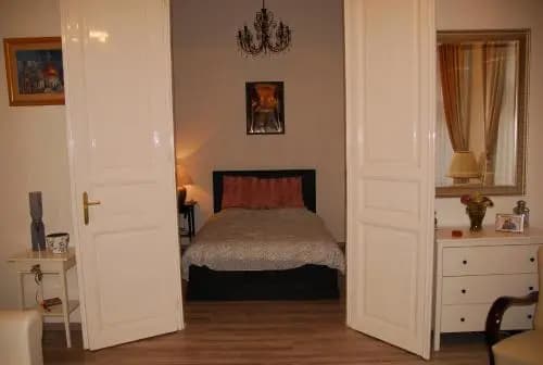 Balázs Apartment - Oktogon - photo 6
