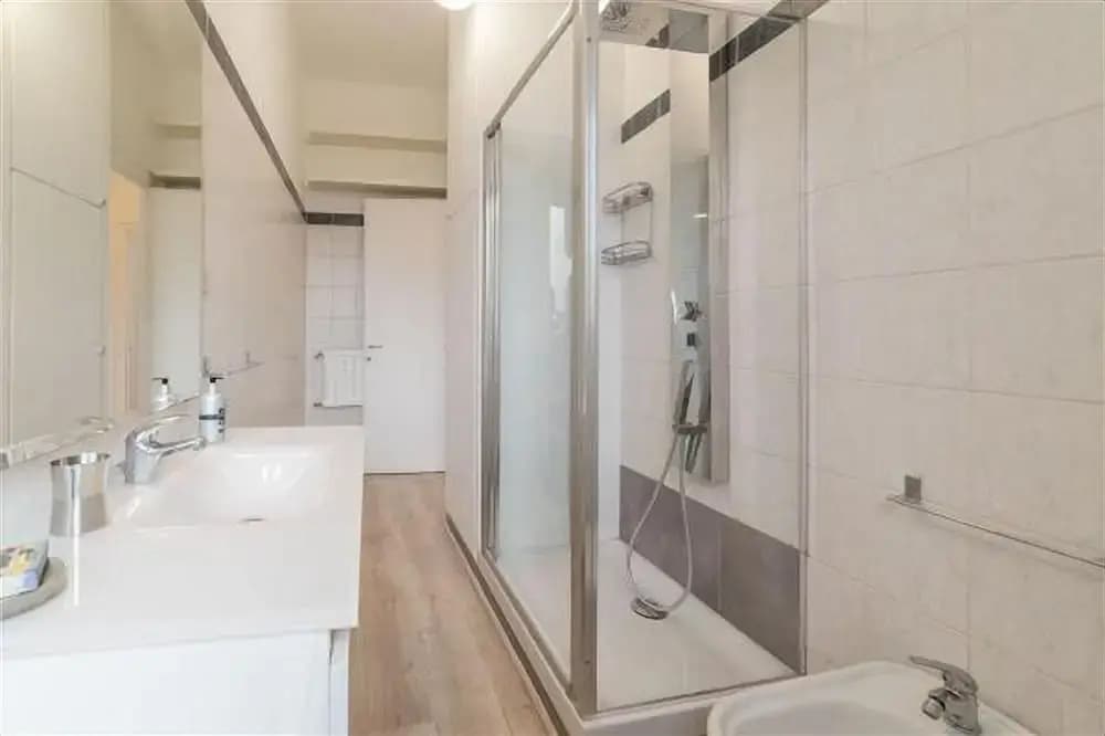 San Pietro Roomy Flat - photo 14