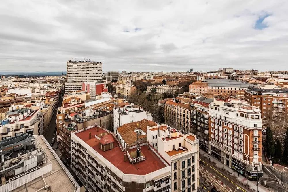 Fantastic studio in Princesa Street by Allô Housing - photo 9