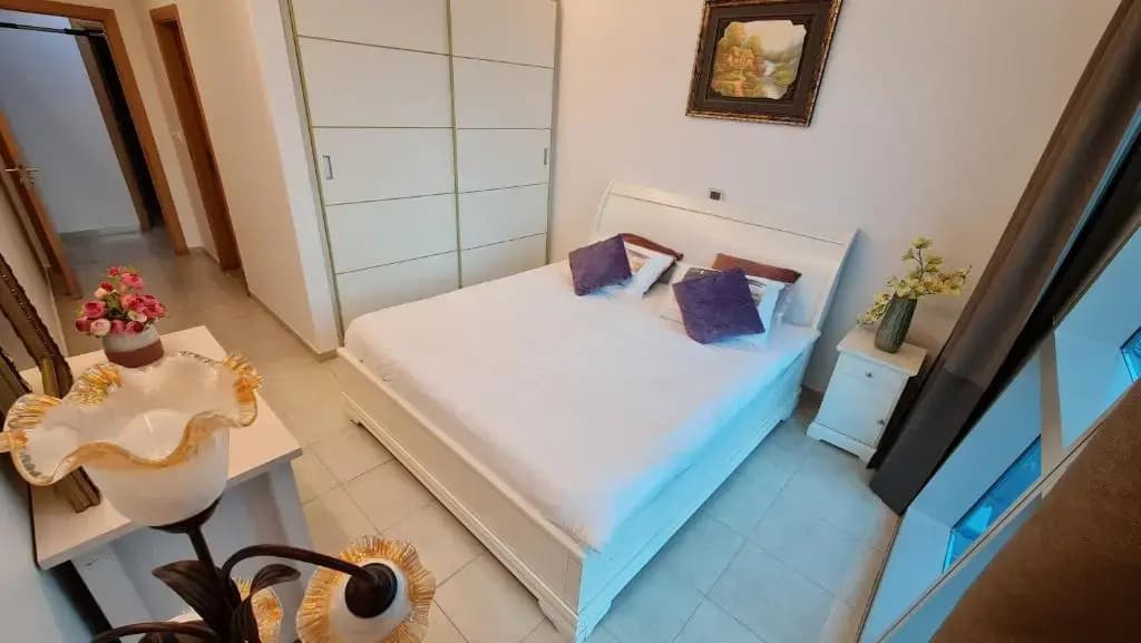 Stunning 3bhk service apartment - photo 4