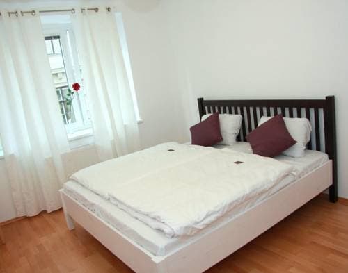 Livingston Apartment Premium - photo 1