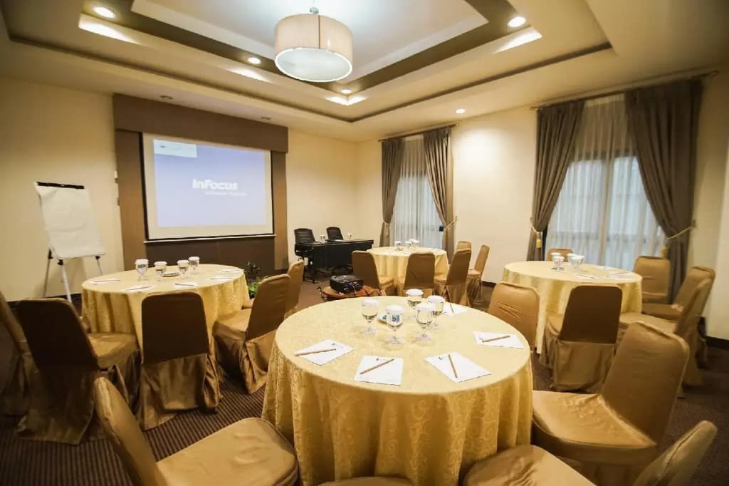 Sofyan Hotel Soepomo - photo 26