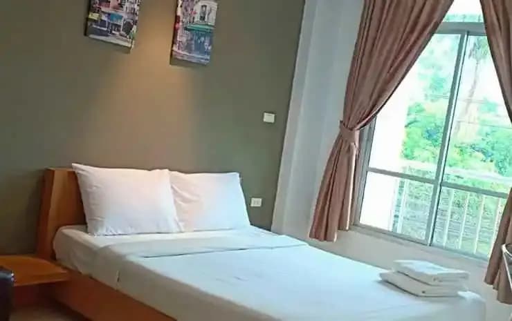 Sena House Paholyothin 30 - photo 17