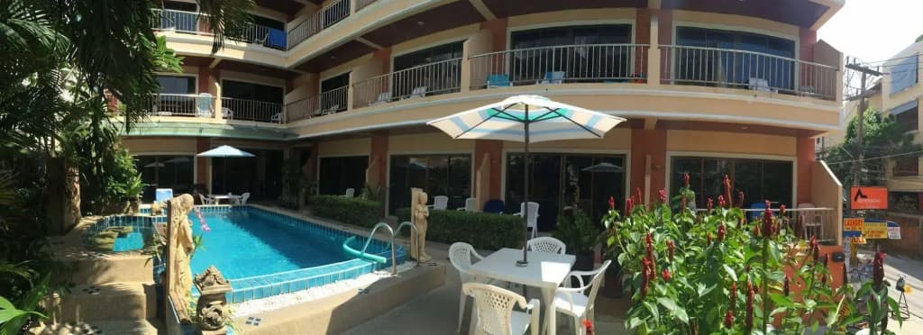 Seven Seas Hotel - photo 9