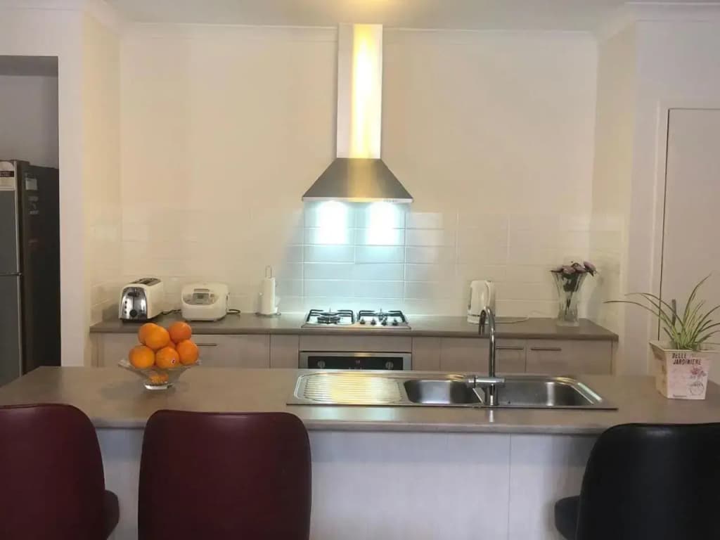 Melbourne warm house - photo 2
