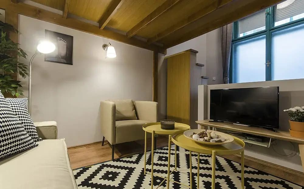 Sesame Apartments - photo 3