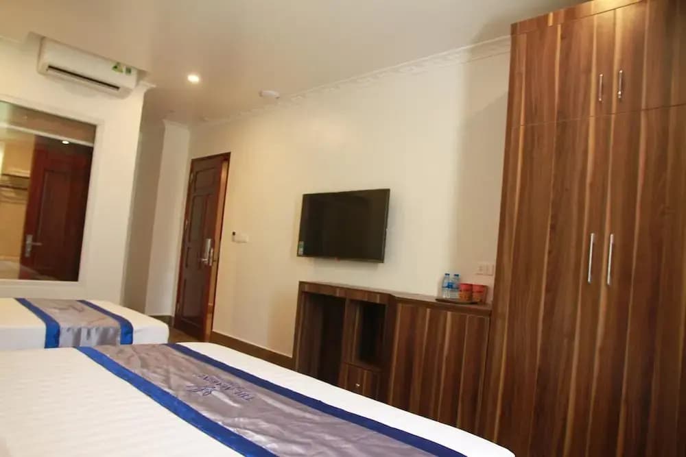 The Marine Hotel - photo 7