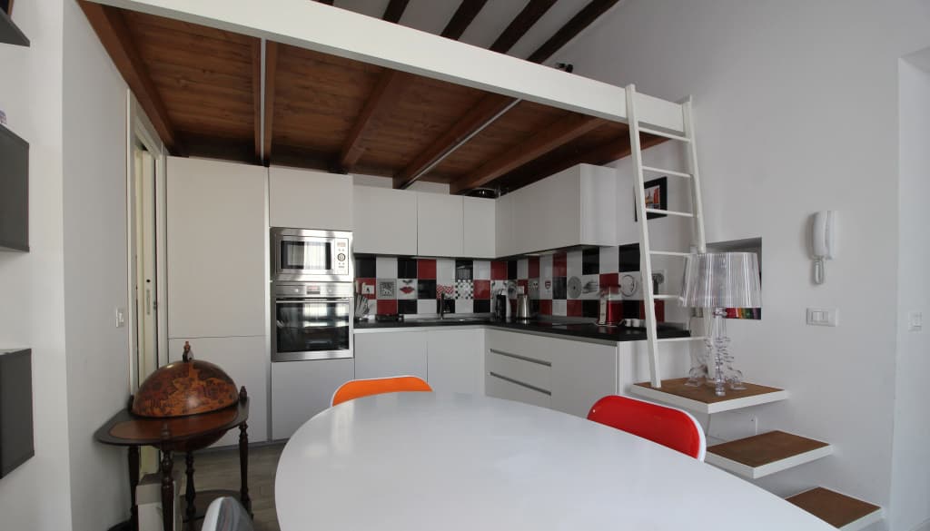 Italianway - Canonica 34 - main photo