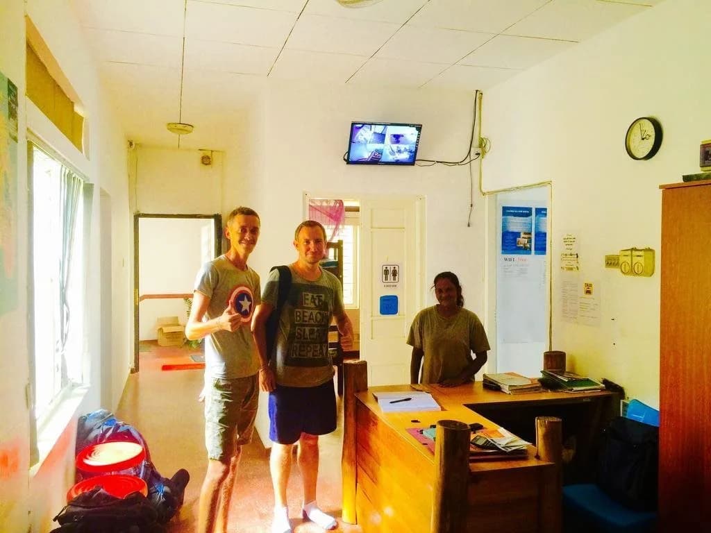 Colombo city jumbo hostel - photo 12