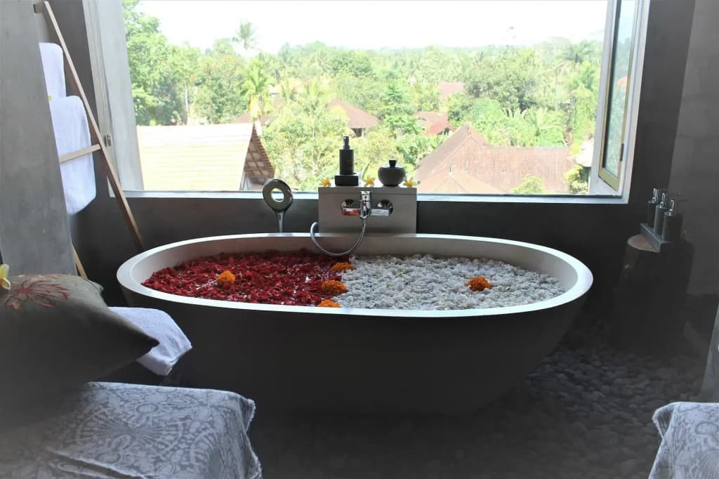 Purana Suite Ubud - photo 10