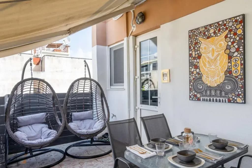 Flat 85m² 2 bedrooms 1 bathroom - Athens - photo 2