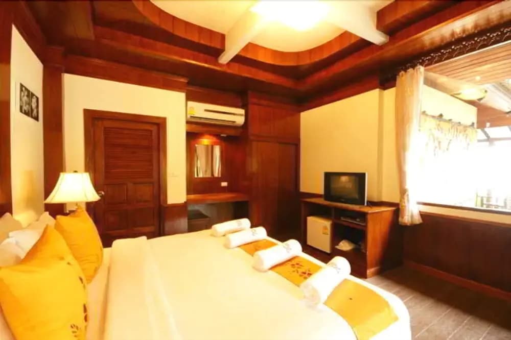Central Cottage Resort - main photo