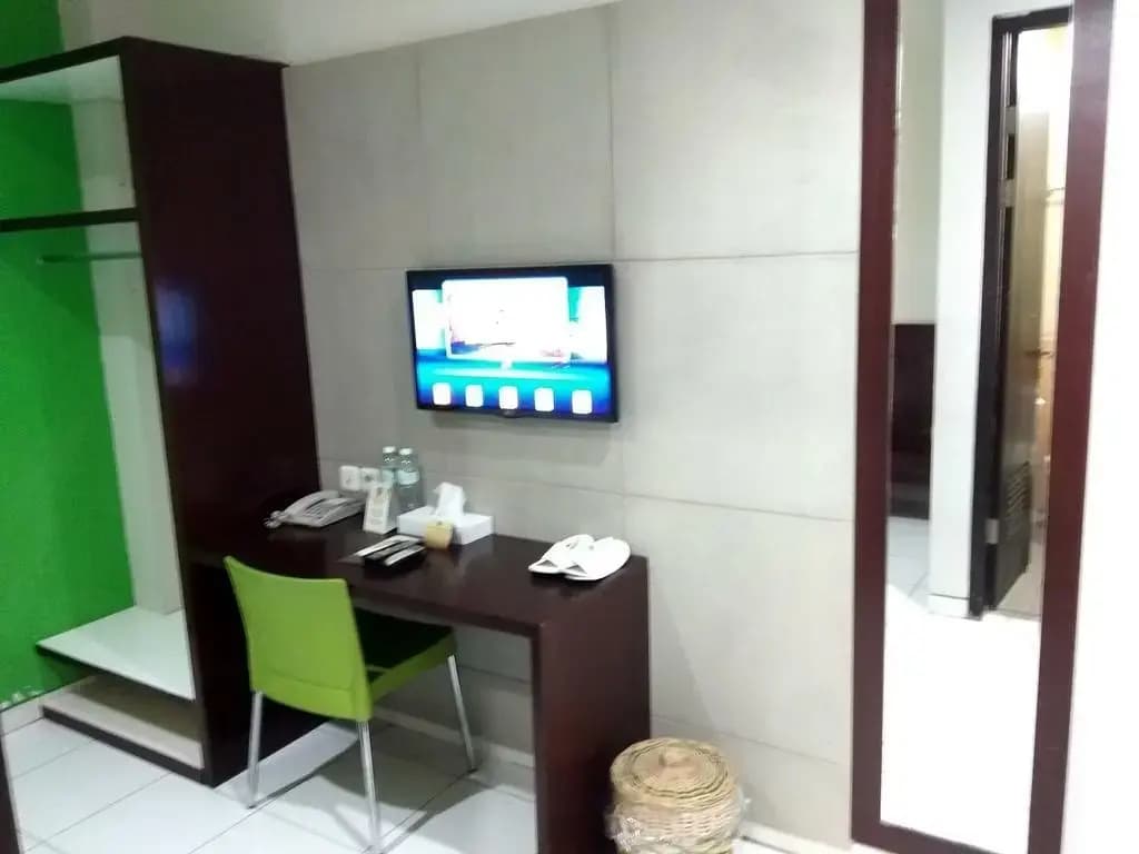 LeGreen Suite Setiabudi - photo 15