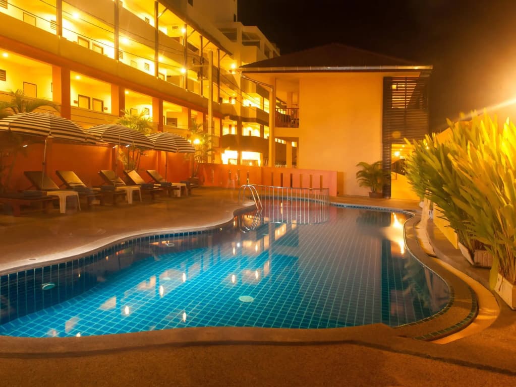 Kata Silver Sand Hotel by Eazy - photo 15