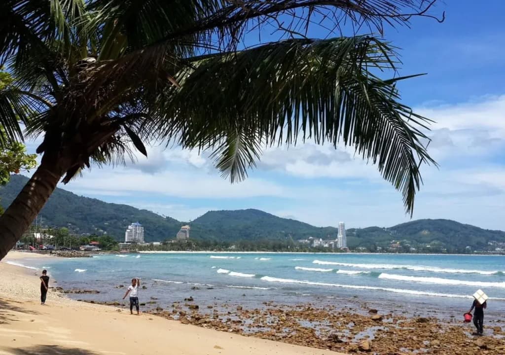 At Phuket Inn Patong Beach - photo 11