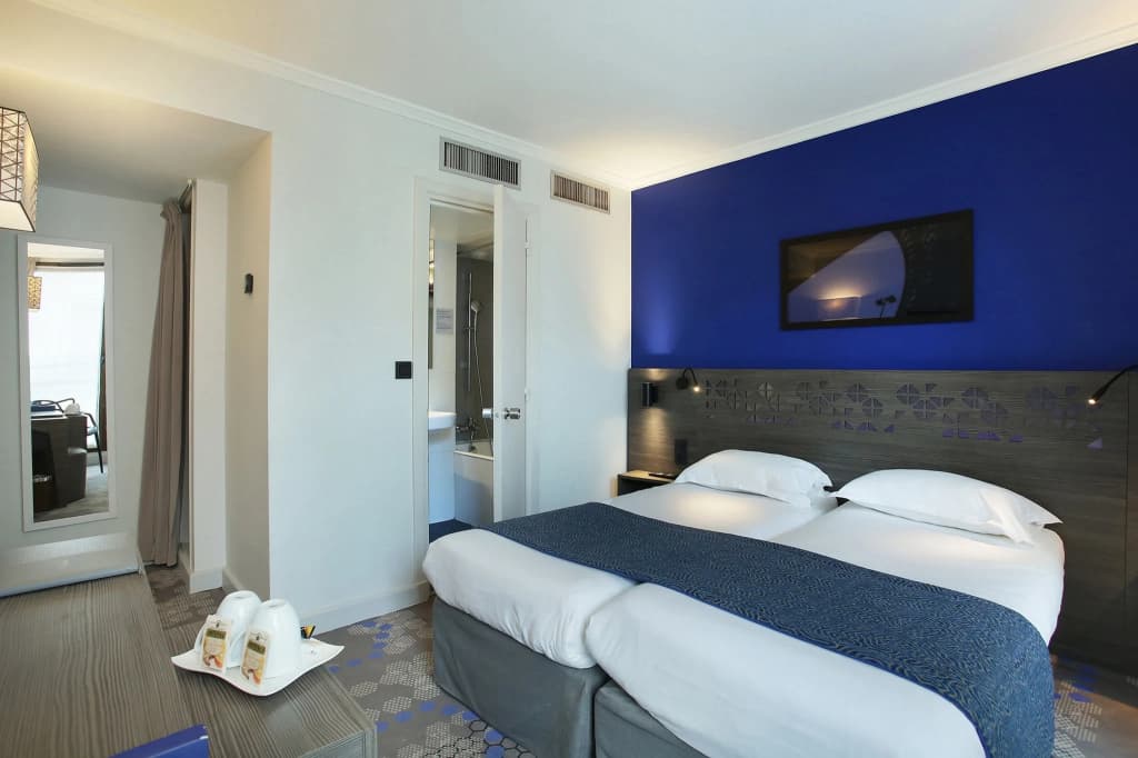 Hotel Eiffel Capitol - photo 7