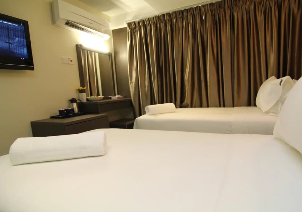 Sungold Inn - photo 3