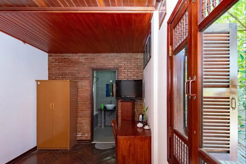 Vi Vi Homestay - photo 2