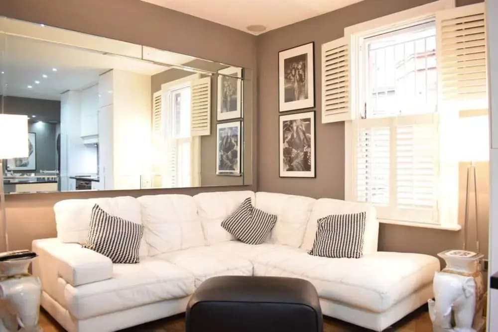 Beautiful Kensington 2 Bedroom Luxury Apartment - photo 4