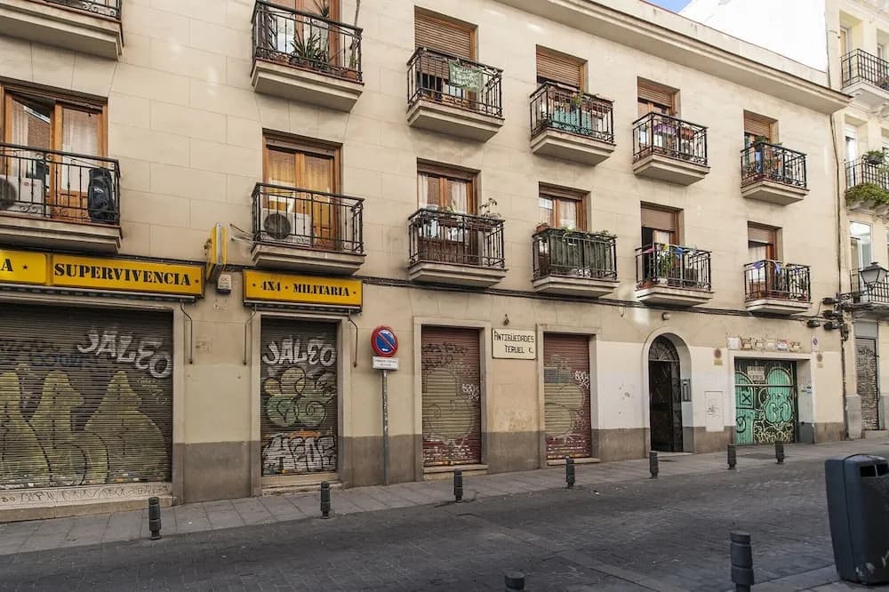 LA LATINA I - PUERTA DE TOLEDO I - ElevenHost - photo 1