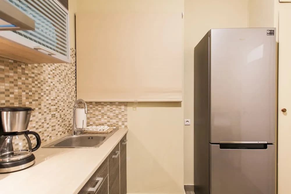 Big Central Metro Station Apartment 2 - photo 19