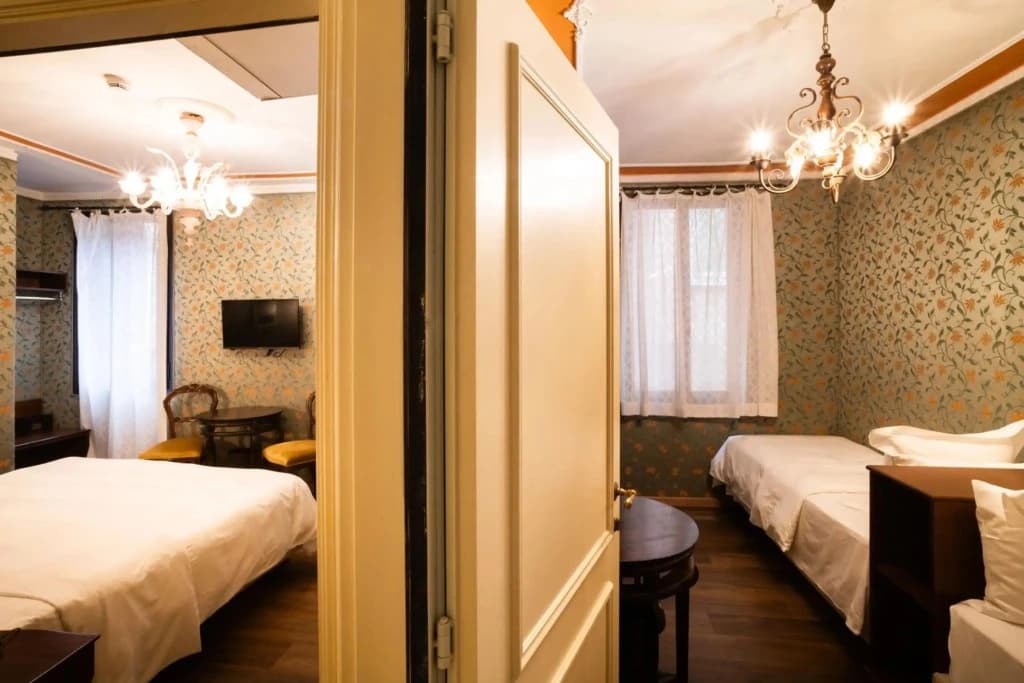 Hotel Flora - photo 38