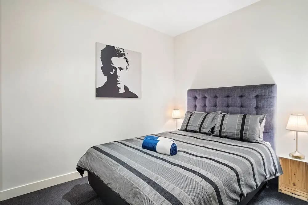 Sanctuary Apartments - Collins St CBD - photo 2