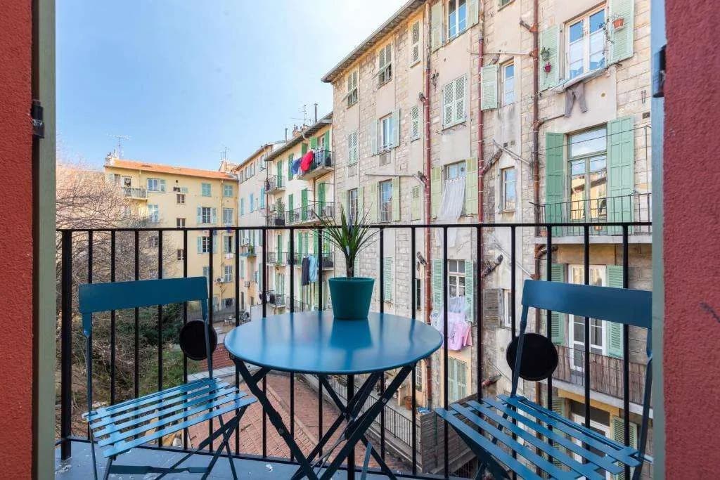 L'Abeille Boutique Apartments - photo 13