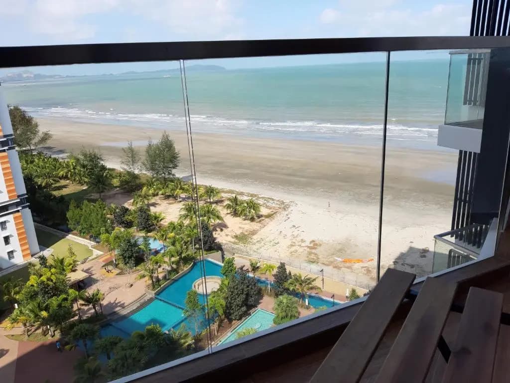 OmbakTimurbay Seafront Residence - photo 10