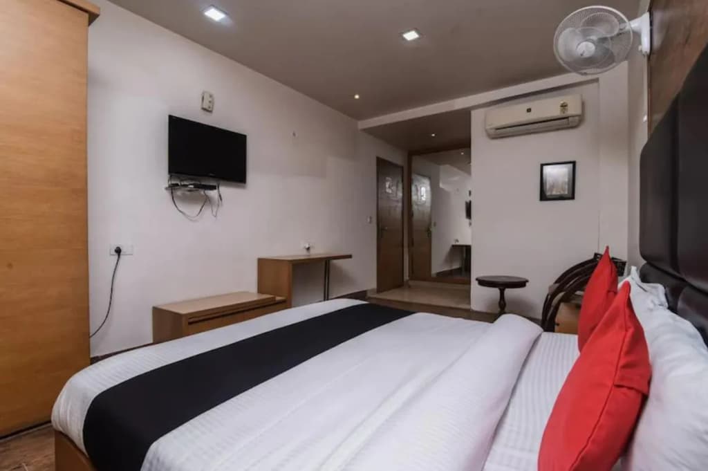 Hotel JPS Residency - photo 6